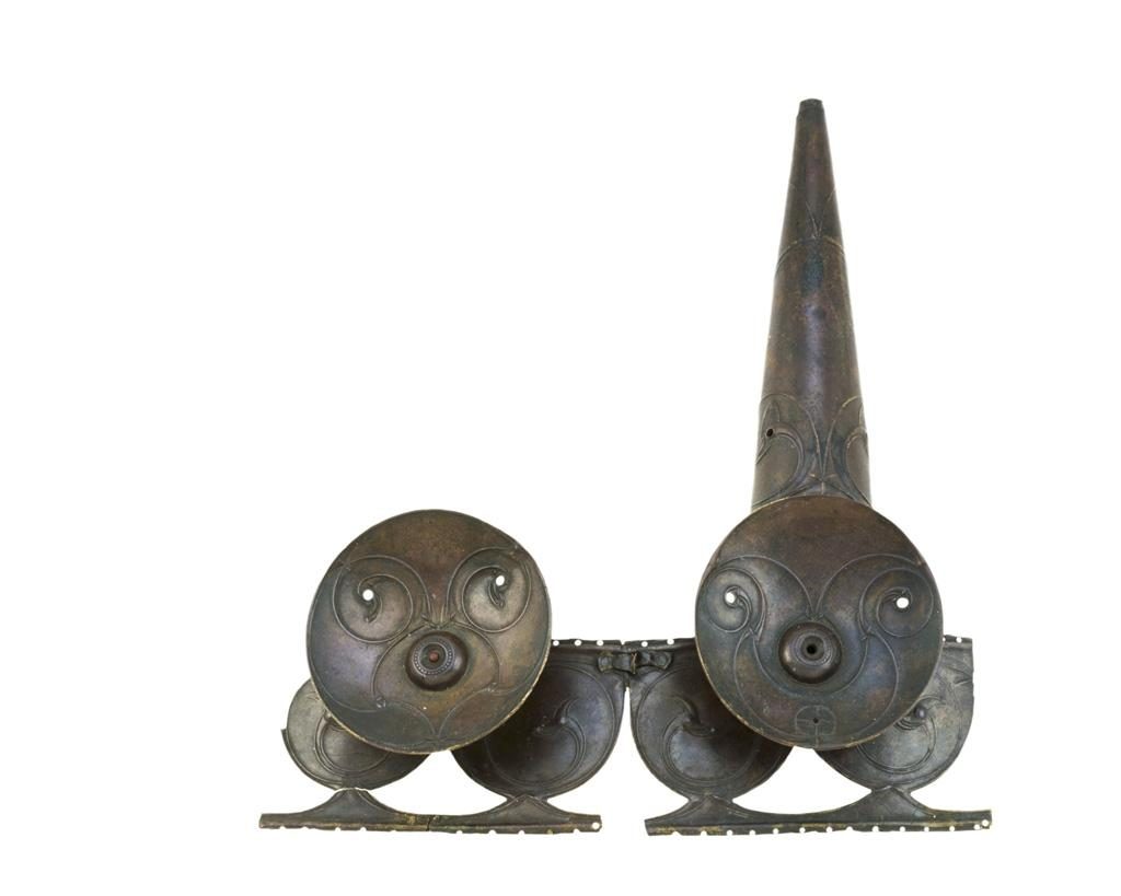 Petrie Crown