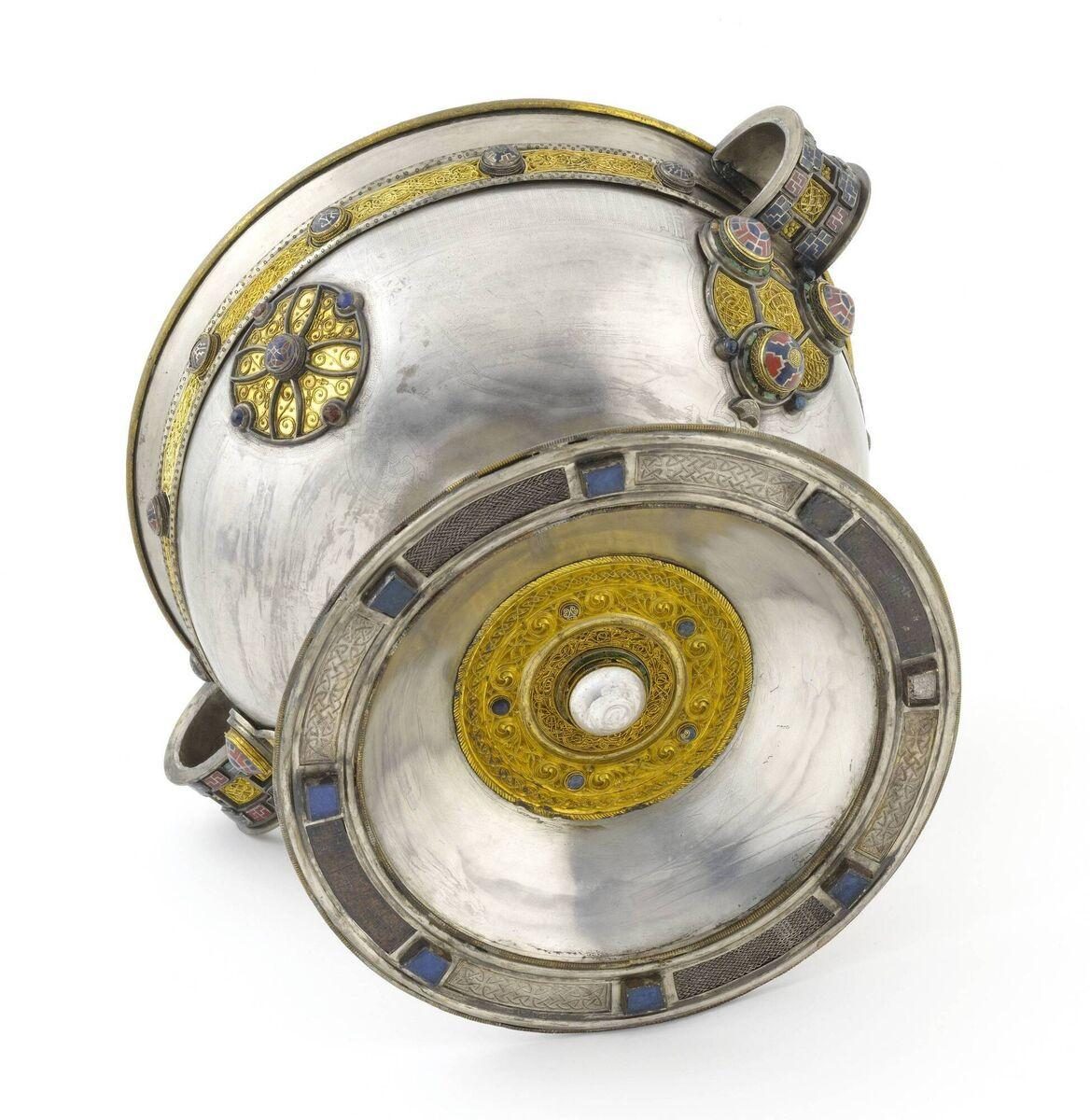 Ardagh Chalice — Insular metalwork