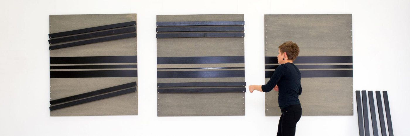 Minimalist gallery example